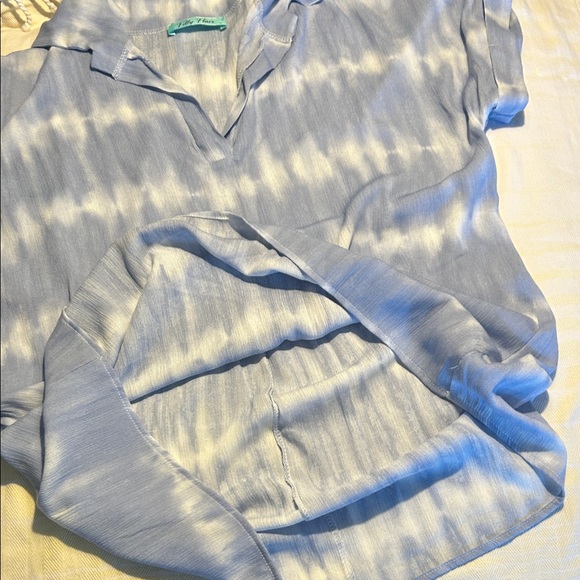 Filly Flair Light Blue Tie-Dye Short Sleeve Blouse - Relaxed Collared Top size S - Picture 4 of 5